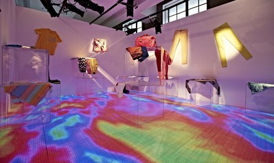 圖2：Lee色彩系列產品展示區