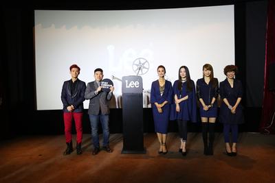 圖片1 Lee《好奇不滅》微電影發布會新聞照片-發布現場主創人員合照(1) (何昊文、葉念琛、張歆藝、盛朗熙、連詩雅、雷琛瑜)